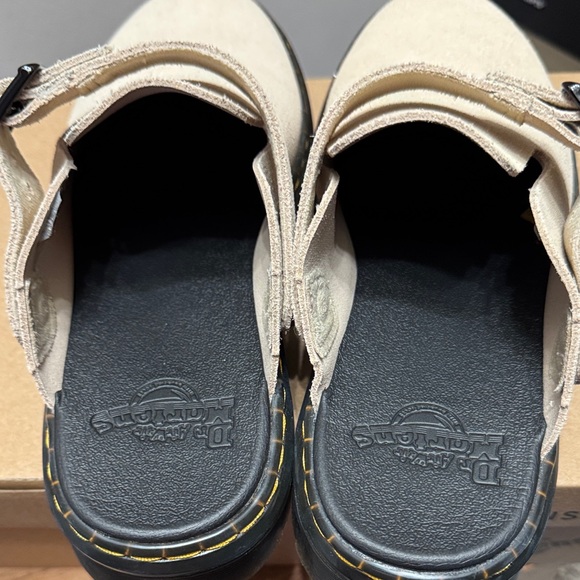 Dr. Martens Kids Beige Buckle Boots - Picture 3 of 5